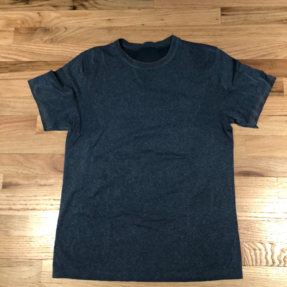 Lululemon metal vent tech. Older model